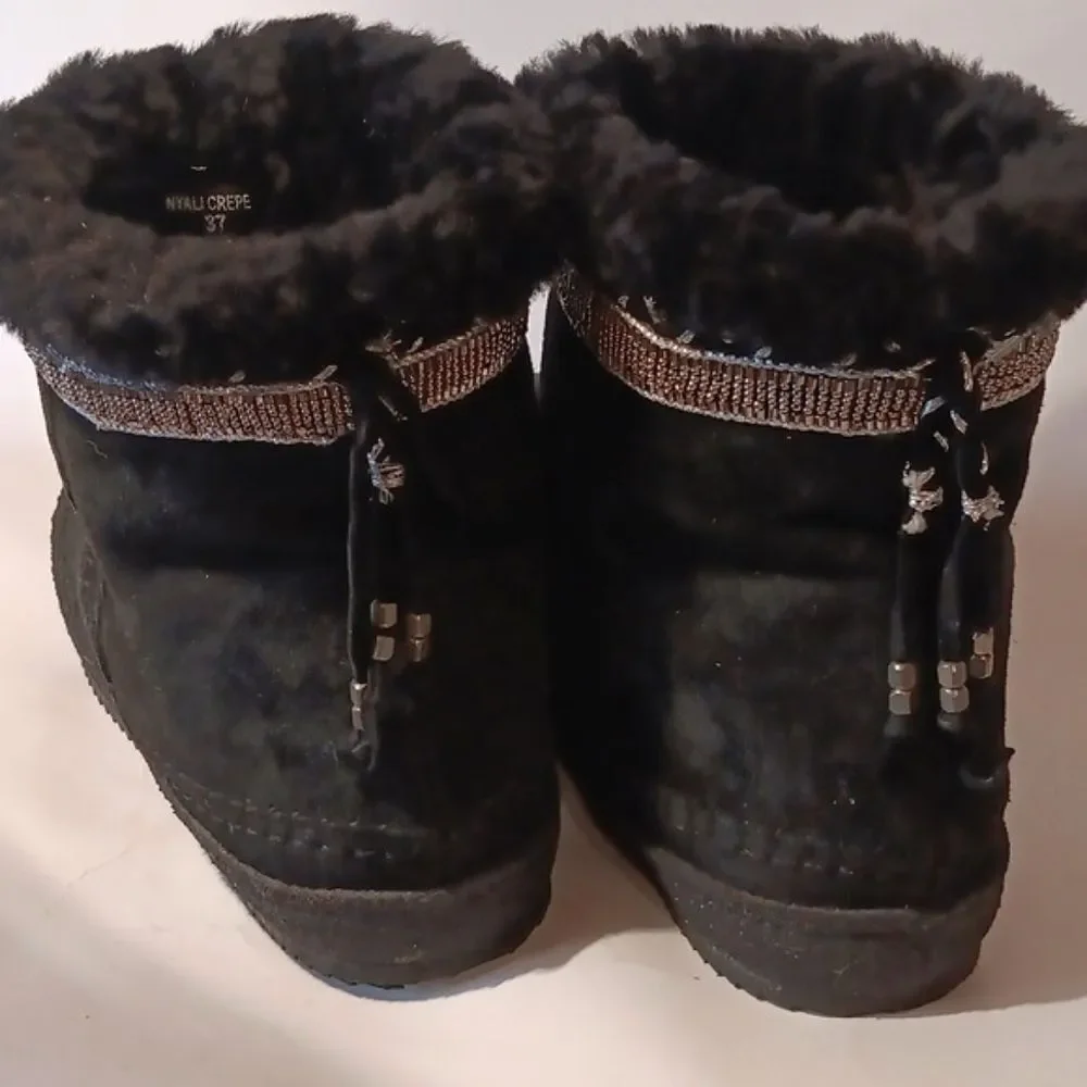 Laidback London  Anthropoligie Nyali Black Fur-Lined Suede Boots